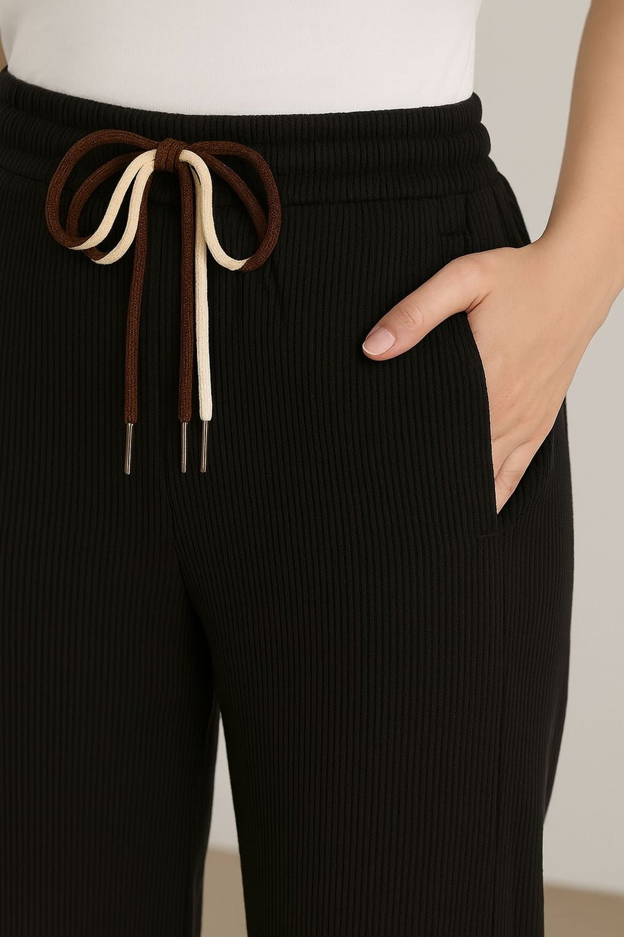 Haxor Dames Geribbelde Fleece Gevoerde Winter Joggingbroek | Ultrazacht Stretch | Dubbele Trekkoord | Premium Warme Broek (Zwart)