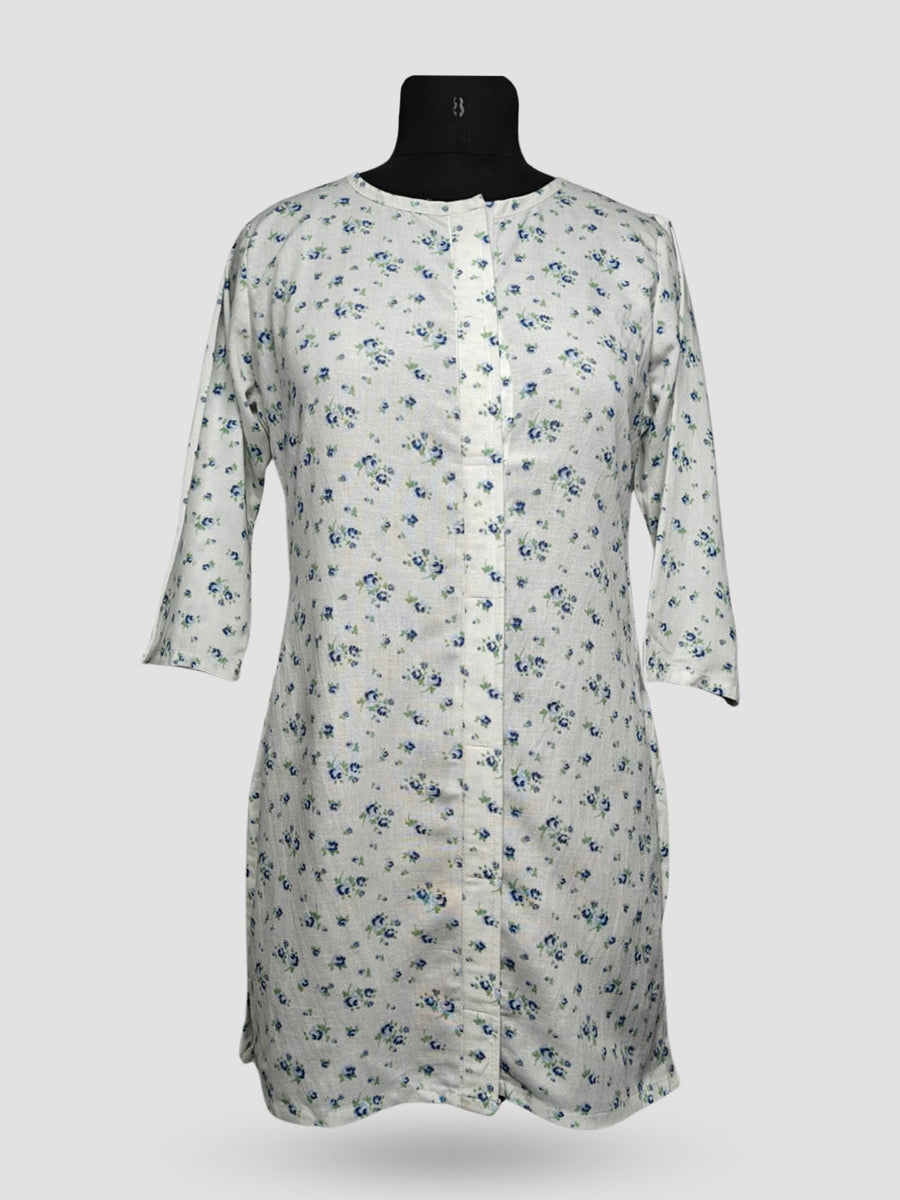 Witte adaptieve kurti voor dames met bloemenprint en driekwartmouwen
